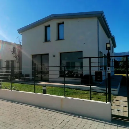 Modern House * Capaci